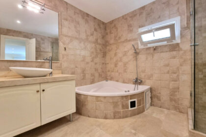 67771bfd3450867c43baaa0882b6bbd5 - 26