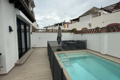 67bfbbcd8534ffcde540968c11414cd5 - 1