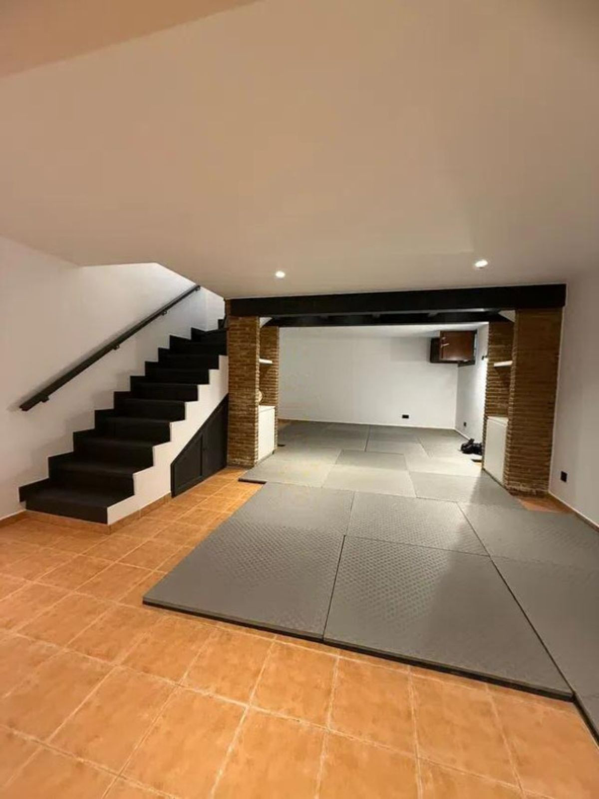 67bfbbcd8534ffcde540968c11414cd5 - 17