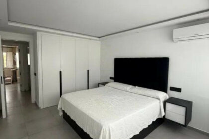 67bfbbcd8534ffcde540968c11414cd5 - 18