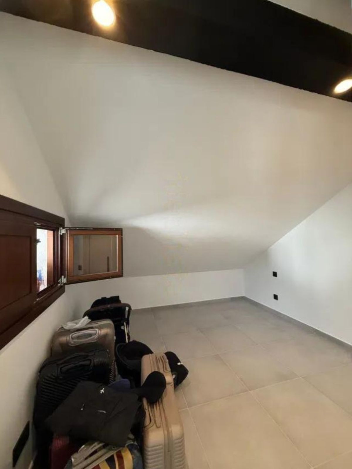 67bfbbcd8534ffcde540968c11414cd5 - 34