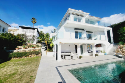 67c5b0f7582f34a3d91d5e4dd9484d54 - 1