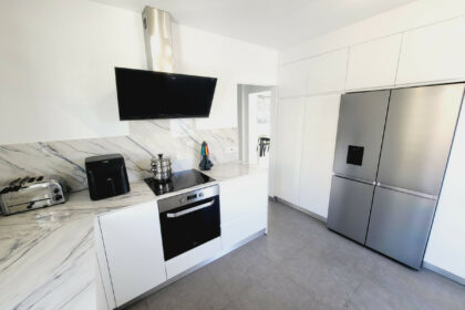 67c5b0f7582f34a3d91d5e4dd9484d54 - 7