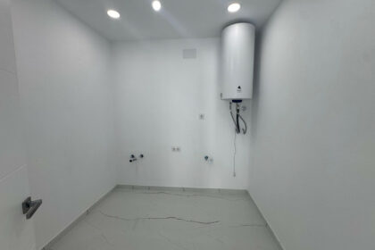 687b169edb88a05f7ed73e4b3fba5753 - 9