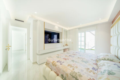 68832dbd4879062412c6f3b7022b3eb1 - 9