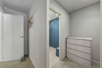 68e5783d22e9ef9640a70654abf3413a - 10