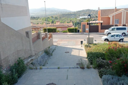 68f032e81077bb30f7dd0fec20073d0a - 18