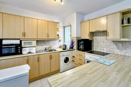 69246369cca07f3dfdc79c5f7a15c5d8 - 9