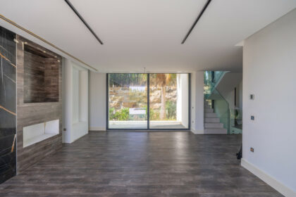 6924ca231a2cee6a062a94eadc3b6e82 - 10