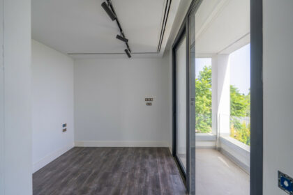 6924ca231a2cee6a062a94eadc3b6e82 - 13