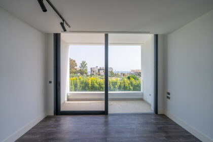 6924ca231a2cee6a062a94eadc3b6e82 - 19