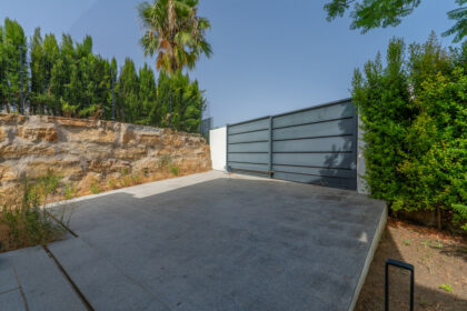 6924ca231a2cee6a062a94eadc3b6e82 - 9