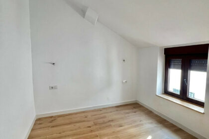 693670a82d48db16b8b0373b9c23bb2b - 13