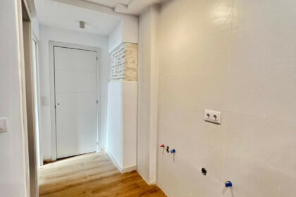 693670a82d48db16b8b0373b9c23bb2b - 14