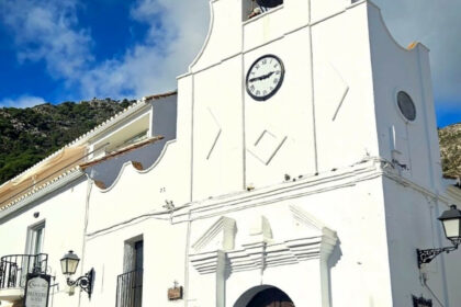 693670a82d48db16b8b0373b9c23bb2b - 16