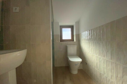 693670a82d48db16b8b0373b9c23bb2b - 6