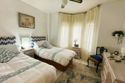 69609c65c2e3d2f7208f8976fa20b562 - 13