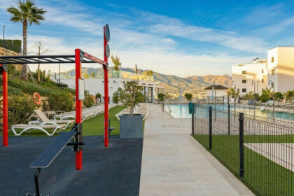 69b85e72b567cb018169f5d9c14ed99a - 21