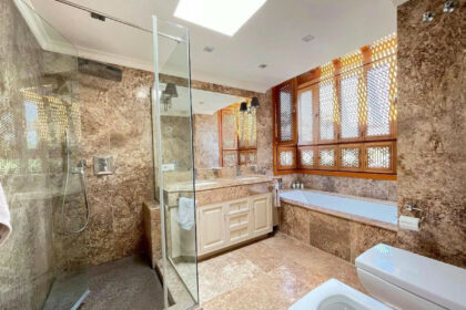 69c83cc49b8c7c46235f176ab9c0e13d - 4