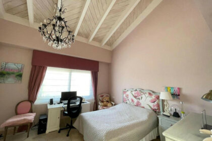 69c83cc49b8c7c46235f176ab9c0e13d - 7