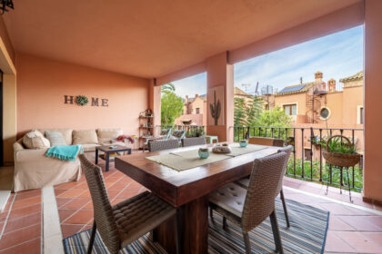 69fab93570eb9c18cb218f1d519e2838 - 2