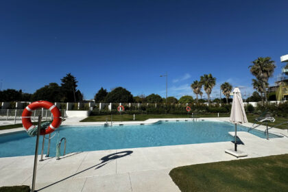 6ab2813497afa9a4718b2855c0cc8fe6 - 25