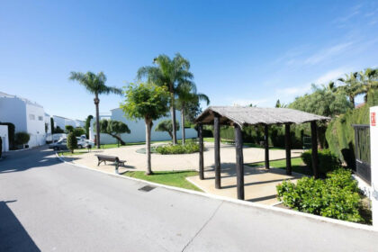 6aeb042850b3840099abf1e5a50cb617 - 16