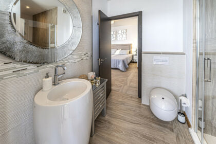 6bb7fca7fa7166195d01854180a993cd - 9