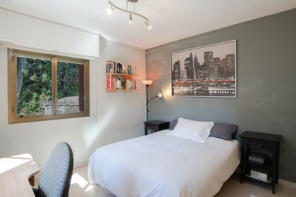 6cba803e52e24a6a19ad1de36bc4d9d9 - 18