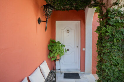 6cba803e52e24a6a19ad1de36bc4d9d9 - 25