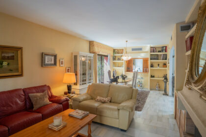 6cba803e52e24a6a19ad1de36bc4d9d9 - 4