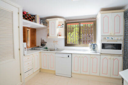 6cba803e52e24a6a19ad1de36bc4d9d9 - 5