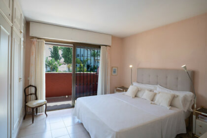 6cba803e52e24a6a19ad1de36bc4d9d9 - 7