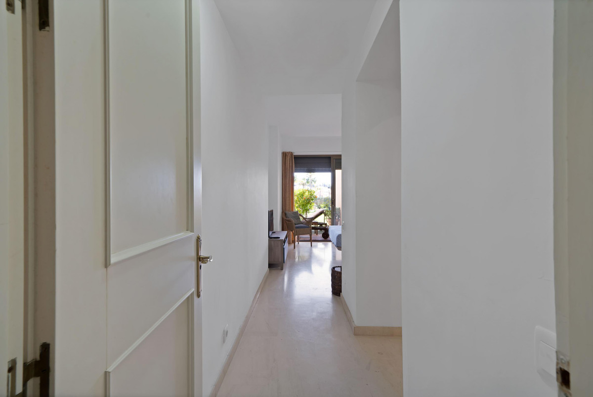 6d1b85a83e538e561c23026ee8060f8e - 6