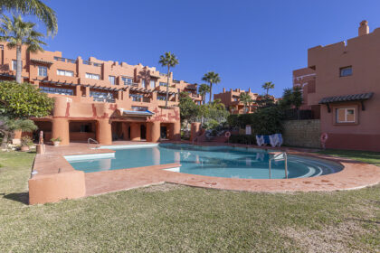 6d33a13694b3a08fd5765b6dacb61cb5 - 50