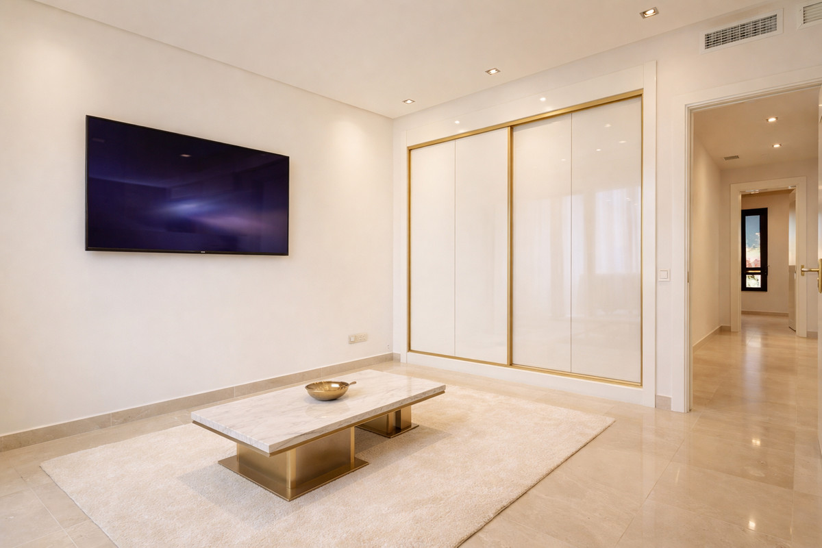 6d33a13694b3a08fd5765b6dacb61cb5 - 53