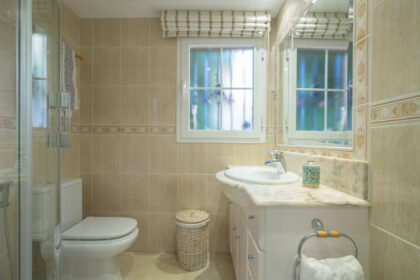 6dc6b6b43781ad789c3f01cf5ba141fa - 7