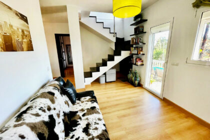 6eb693e620bef8540b22ad3a90bdb28e - 21