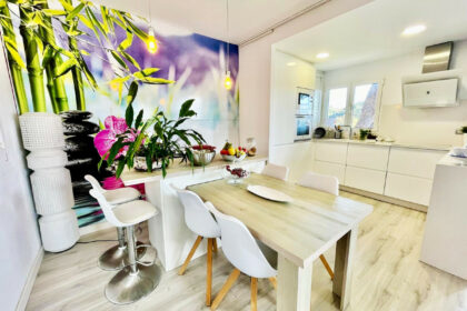 6eb693e620bef8540b22ad3a90bdb28e - 9