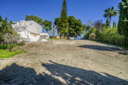 7013f6f4c39083fa0823fb91cbd28d35 - 9