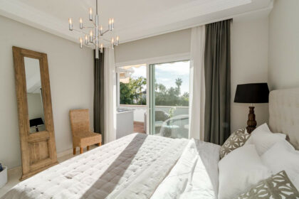 70d680f8766abc9aa75a84c867d36344 - 20