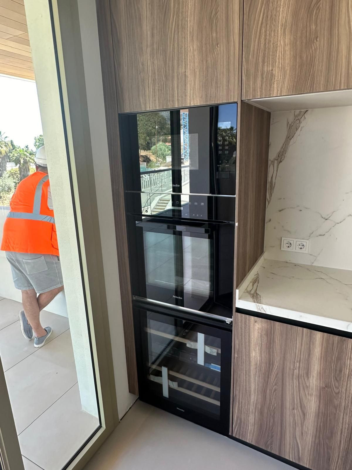 71915b675496db665844fb4261e20c26 - 10