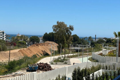 71915b675496db665844fb4261e20c26 - 13