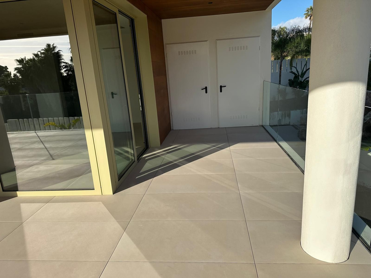 71915b675496db665844fb4261e20c26 - 36