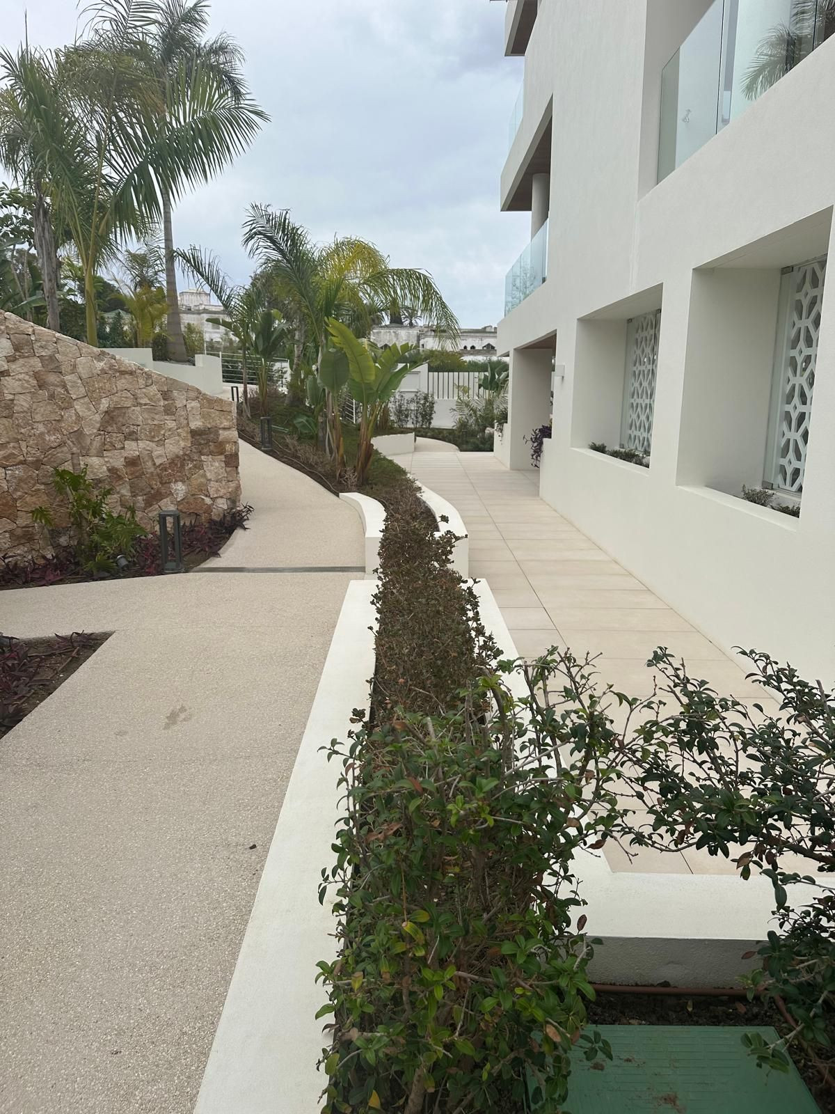 71915b675496db665844fb4261e20c26 - 42