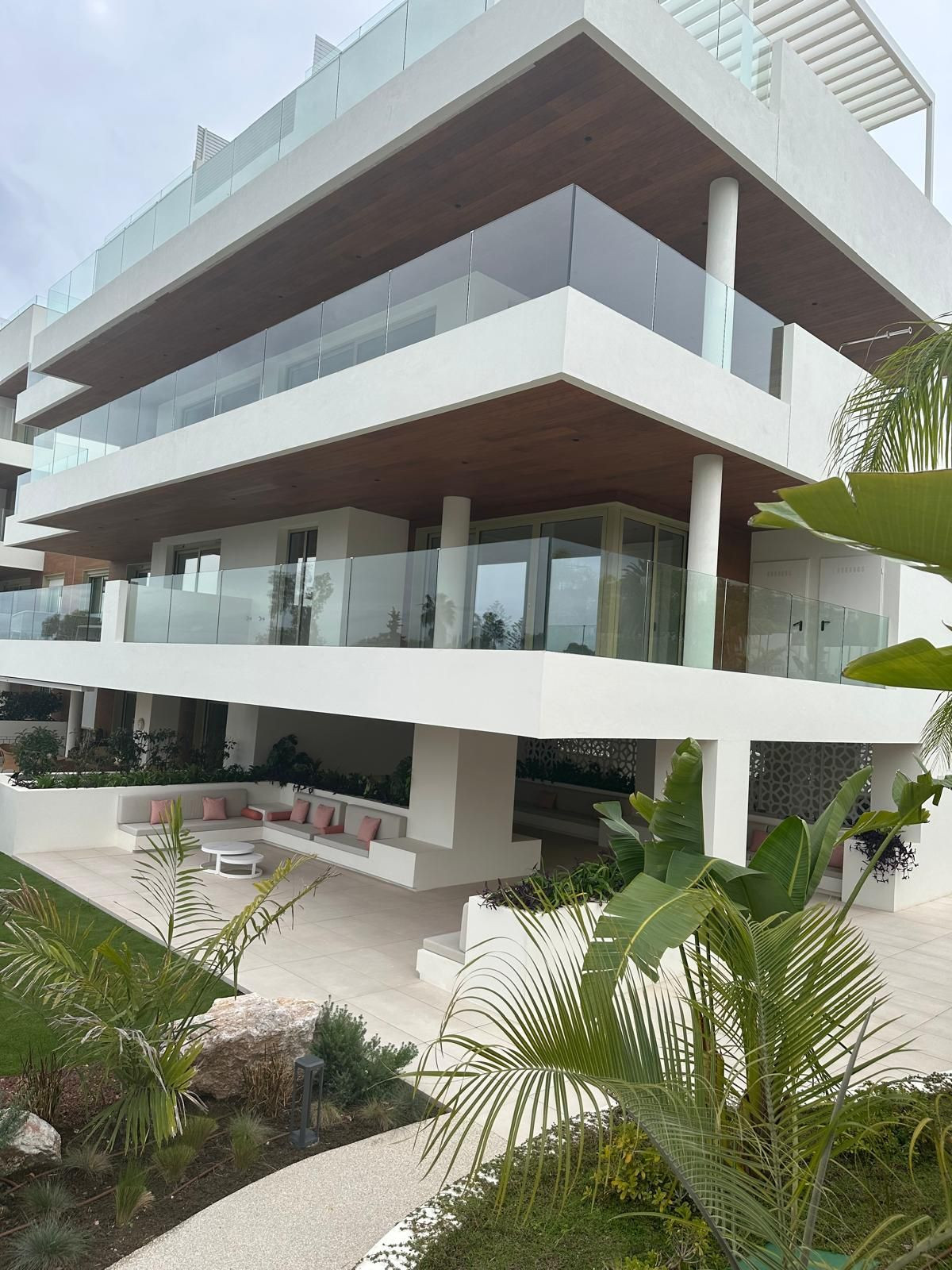 71915b675496db665844fb4261e20c26 - 45