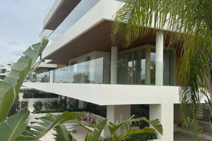 71915b675496db665844fb4261e20c26 - 52