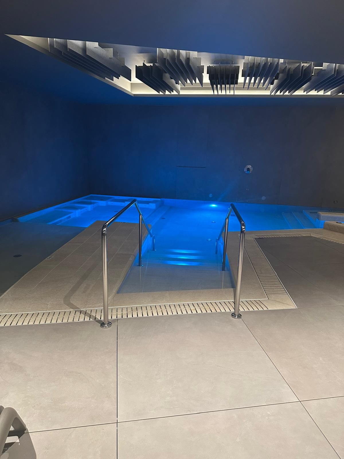 71915b675496db665844fb4261e20c26 - 57