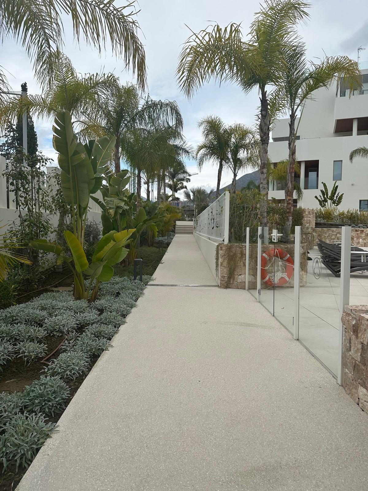 71915b675496db665844fb4261e20c26 - 67