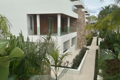 71915b675496db665844fb4261e20c26 - 69